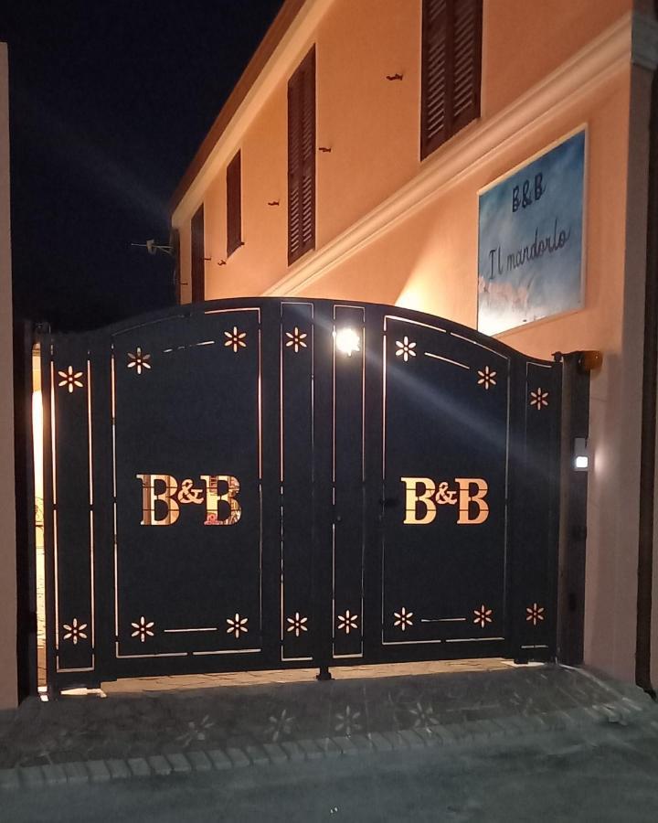 B&B Il Mandorlo San Vito  Exterior photo